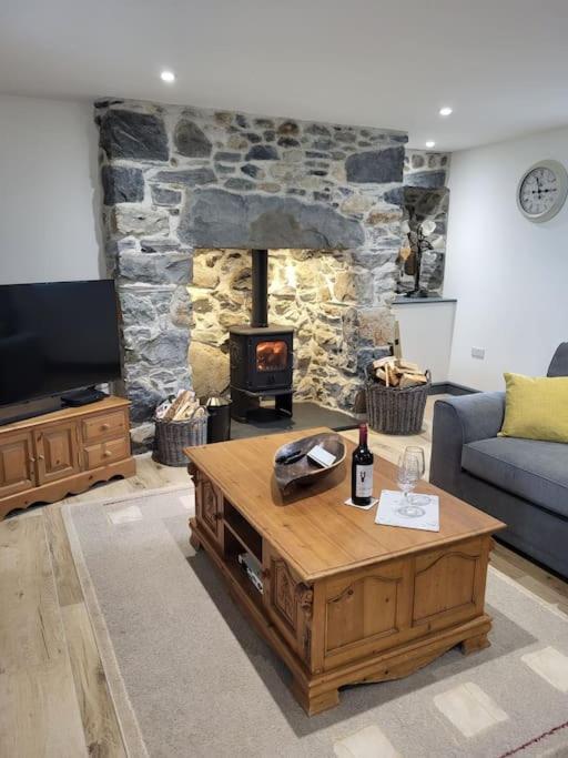 Amazing Coastal & Sunset Views In Eryri Villa Llanllyfni Exterior foto
