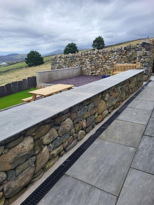 Amazing Coastal & Sunset Views In Eryri Villa Llanllyfni Exterior foto