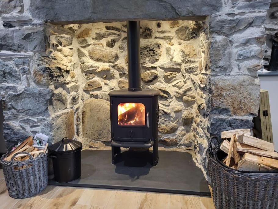 Amazing Coastal & Sunset Views In Eryri Villa Llanllyfni Exterior foto
