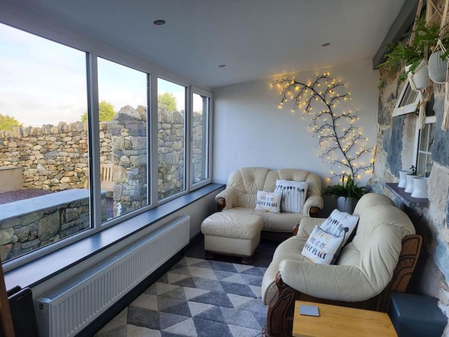 Amazing Coastal & Sunset Views In Eryri Villa Llanllyfni Exterior foto